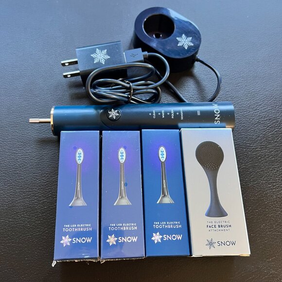 LED Whitening Electric Toothbrush - SNOW Advanced Sonic Technology (Gen 2) - Picture 2 of 5